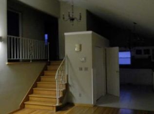 2414 McCutcheon Rd, Columbus, OH 43219