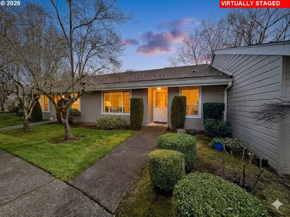 13775 SW Scholls Ferry Rd APT 11, Beaverton, OR 97008