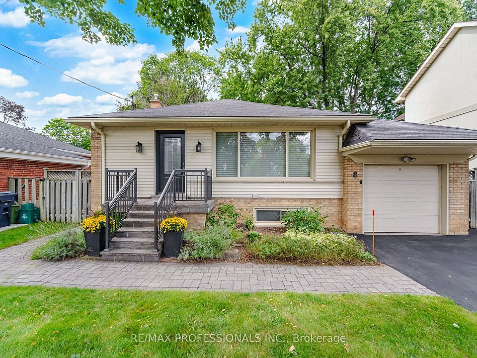 1st image of 8 Beaverbrook Ave