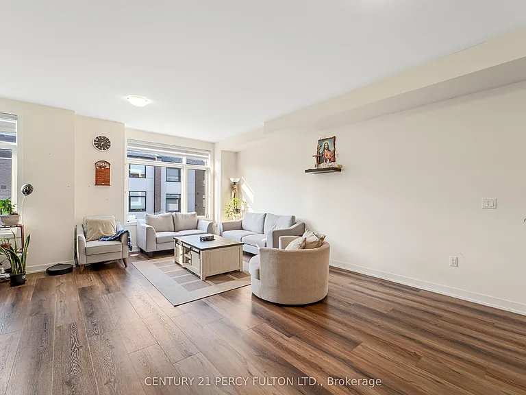 1695 Dersan St #506 — Photo 10