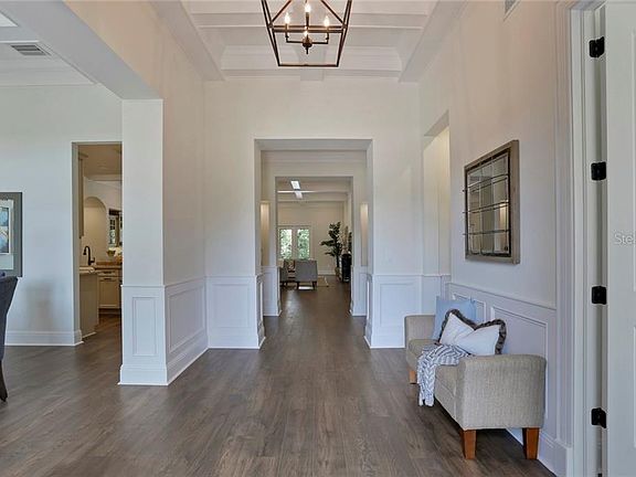 4th image of 8507 Loch Dr