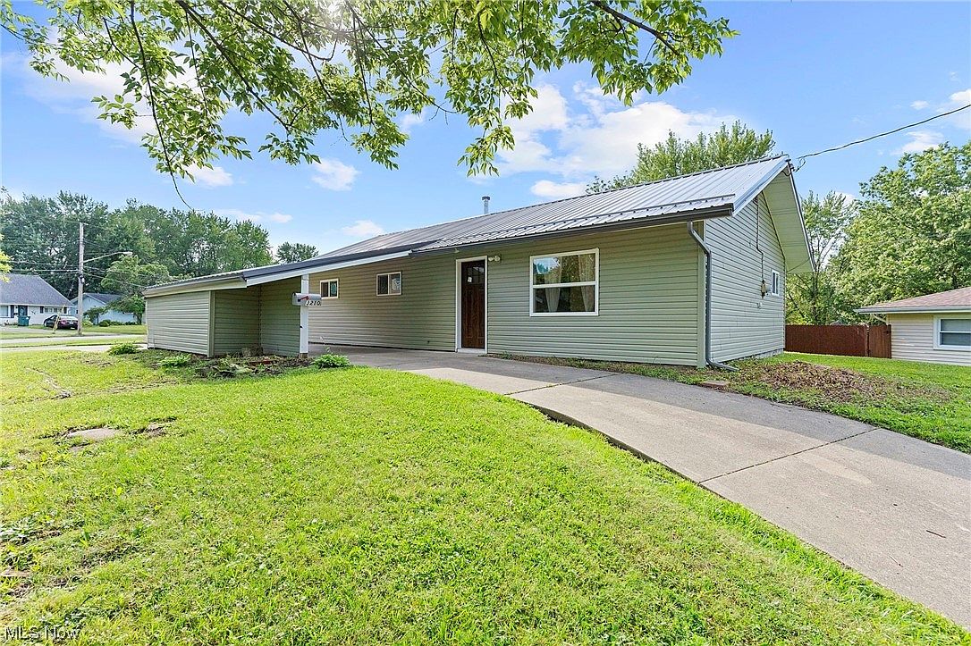 3210 Bon Air Ave NW, Warren, OH 44485 MLS 4476407 Zillow