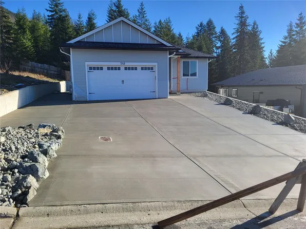 549 Mountain View Dr, Lake Cowichan, BC V0R 2G1