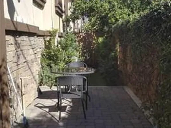 656 W Huntington Dr, Arcadia, CA 91007
