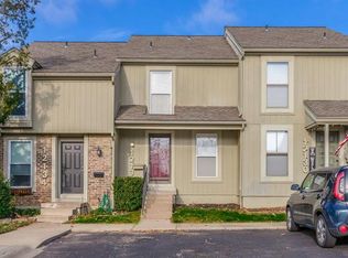 12132 W 82nd Ter, Lenexa, KS 66215