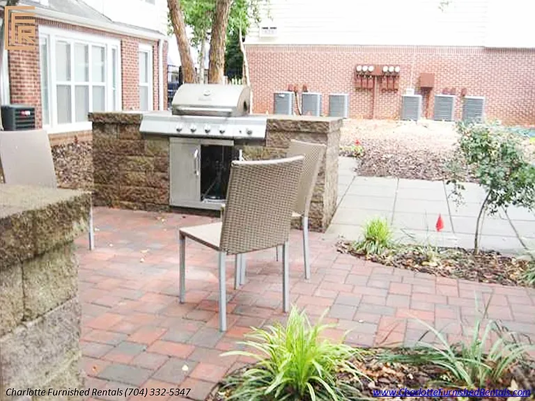 505 N Graham St #2 — Photo 5