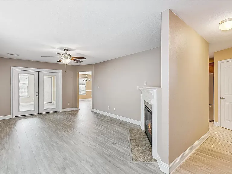 3821 Weatherstone Cir — Photo 13