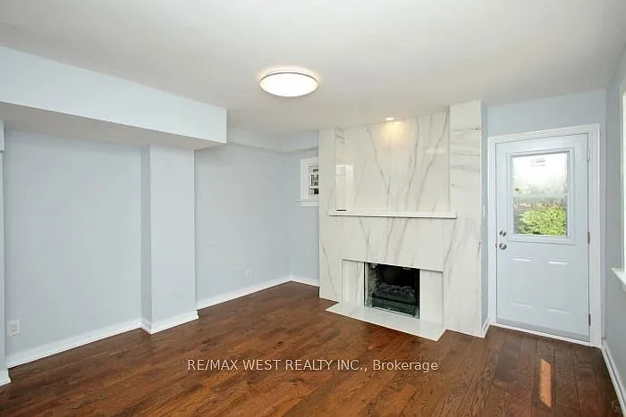 420 Annette St #UPPER LEVEL — Photo 10