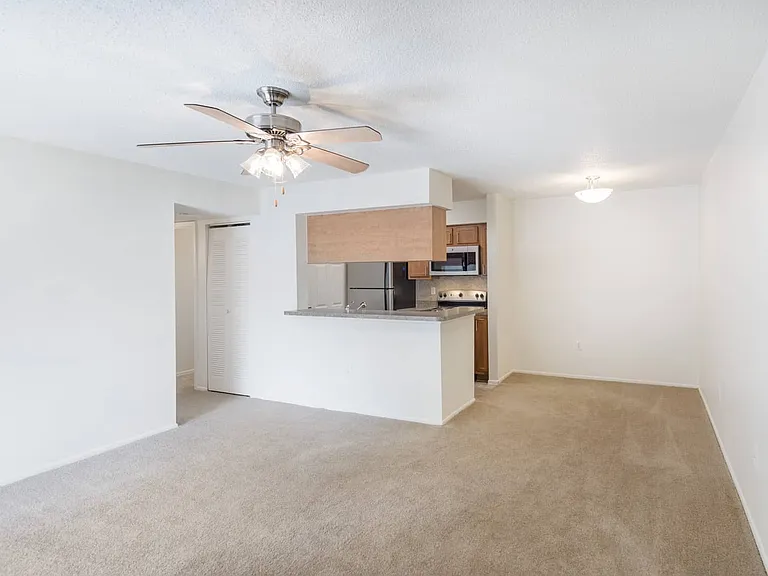 Lakewood Place — Photo 19