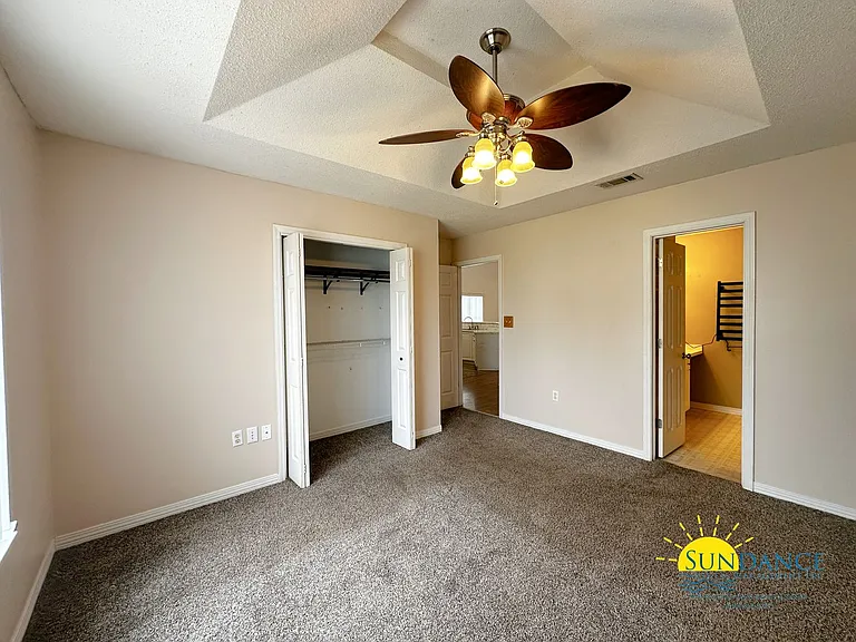 1870 Whispering Oaks Ln — Photo 11