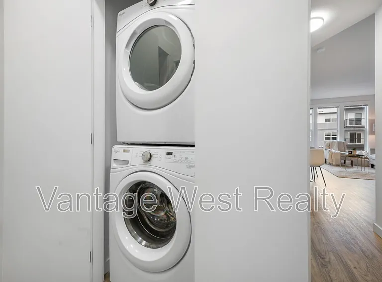 1775 Chapman Pl #Penthouse 12 — Photo 14