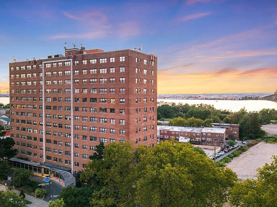 1225 Kennedy Blvd #9H