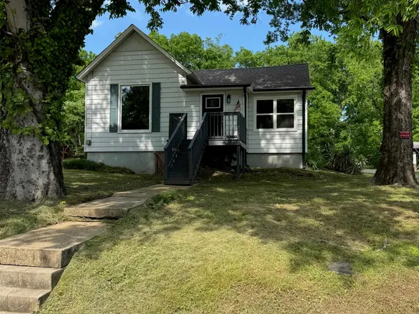 617 Trade St, Florence, AL 35630