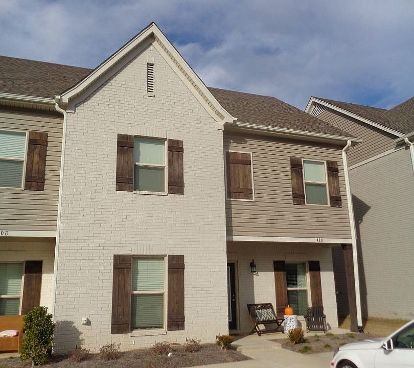 1st image of 410 Walker Cir