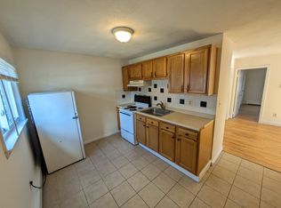 15 Pine St #1, Cambridge, MA 02139