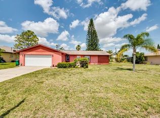 2304 Country Club Blvd, Cape Coral, FL 33990