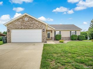 1339 Summerfield, Waterloo, IL 62298