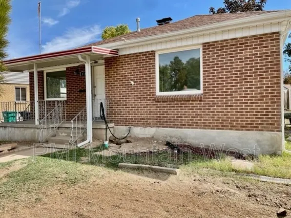 116 Ross Dr, Clearfield, UT 84015