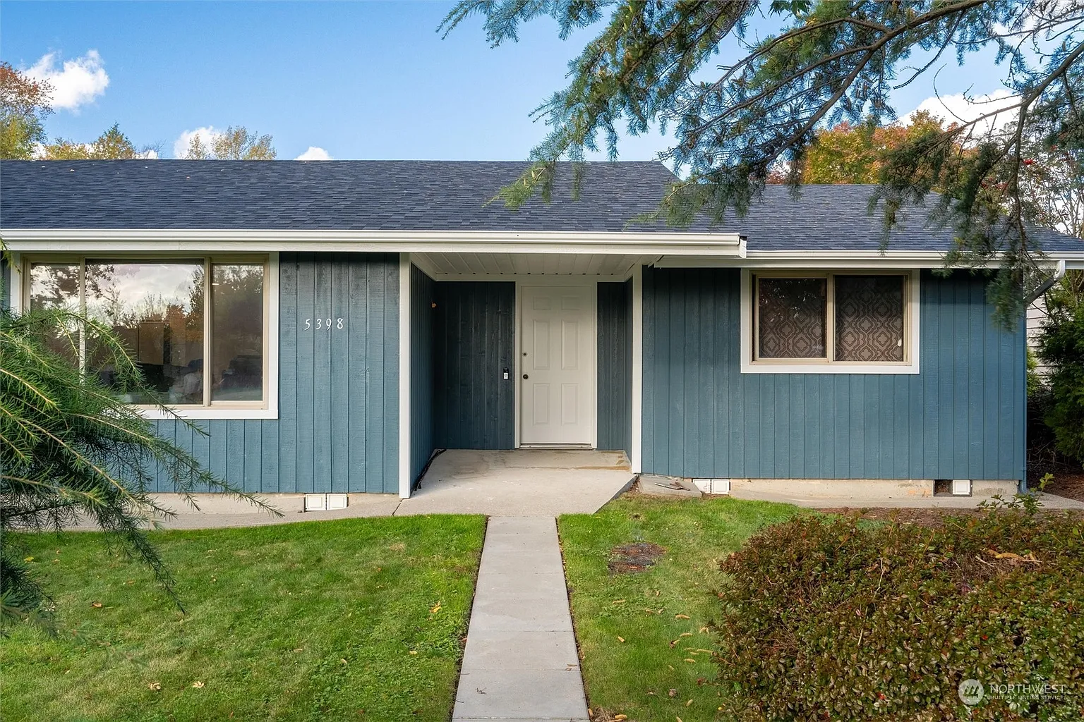 5398 Belfern Drive photo 1