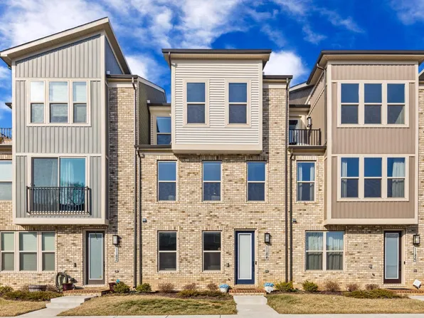 1184 Patuxent Greens Dr, Laurel, MD 20708