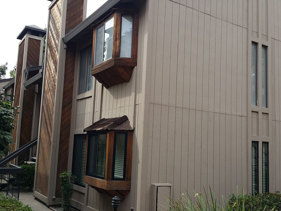 2nd image of 5333 Primrose Dr APT 18B