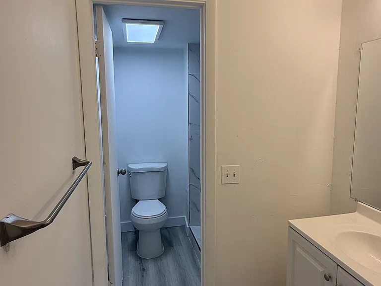 5090 SW 64th Ave #305 — Photo 7