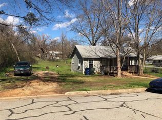 901 Thatcher St, Denison, TX 75020