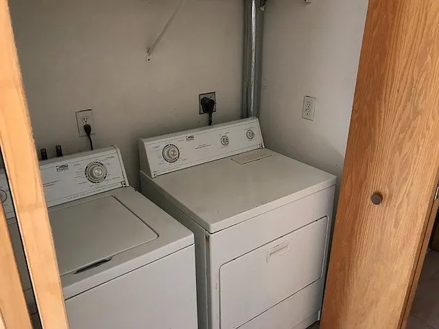 5205 Old Middleton Rd — Photo 10