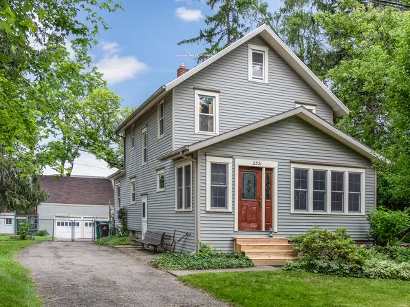 2321 Coolidge St, Lansing, MI 48906