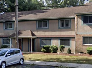 220 Park Ave APT 21U, Hammonton, NJ 08037