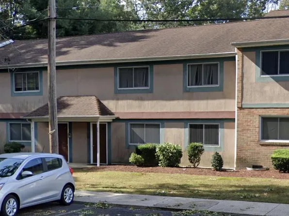 220 Park Ave APT 21U, Hammonton, NJ 08037