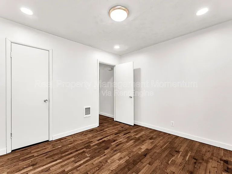 1610 E Nora St — Photo 19