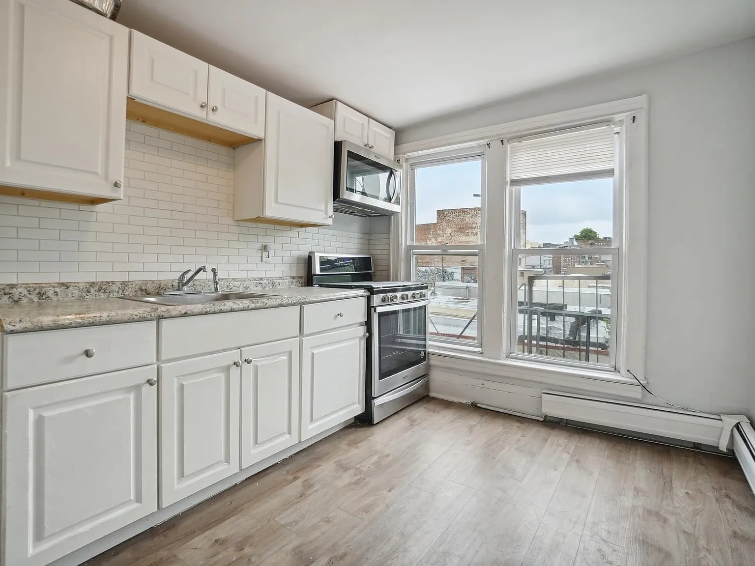 2 bed, 1.0 bath, $2,250 — Photo 1