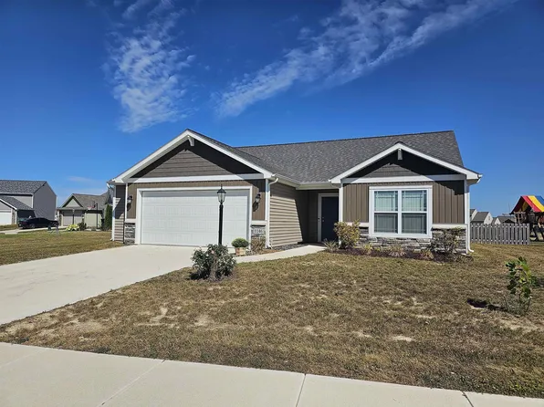 1146 Mayrock Dr, Fort Wayne, IN 46818