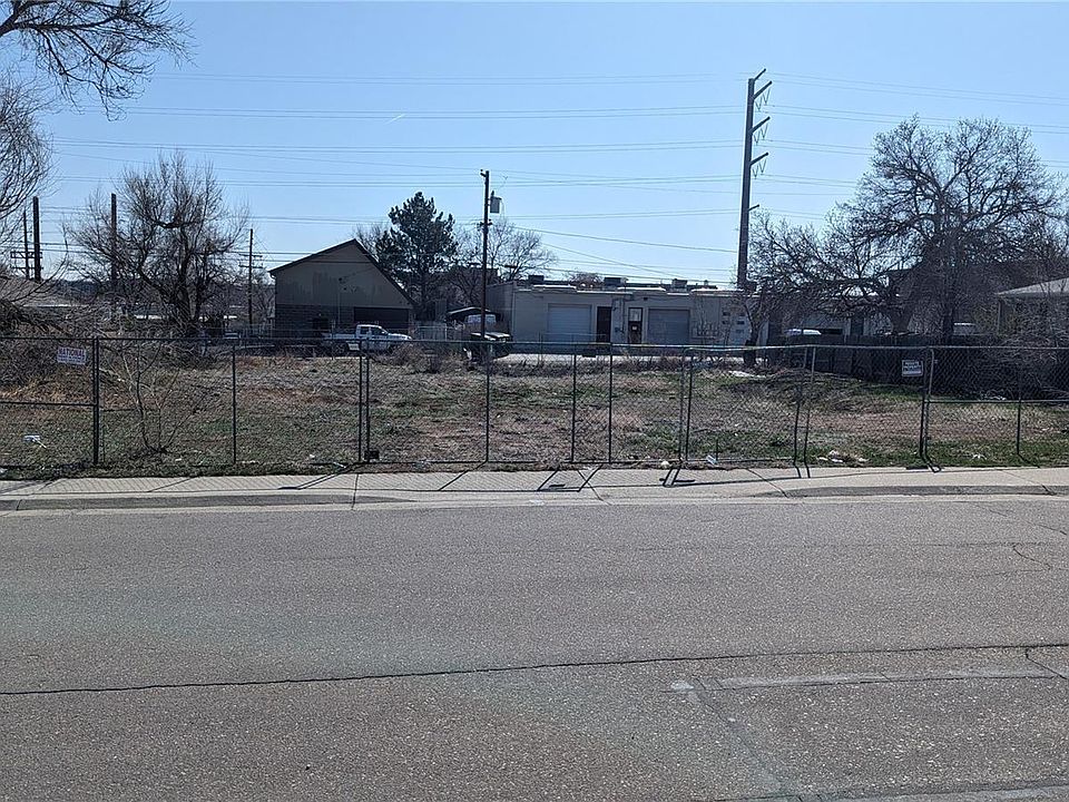 2nd image of 1208 S Mariposa Street
