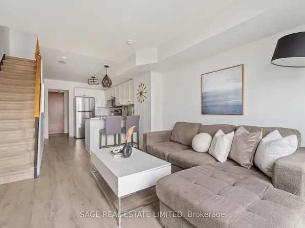 17 Michael Power Pl #707, Toronto, ON M9A 5G5