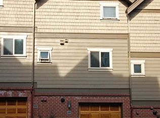 11 W Dravus St APT B, Seattle, WA 98119