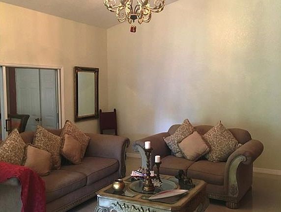 5th image of 1845 Waterford Dr APT 3