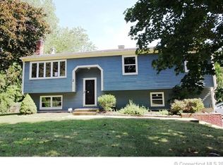 2 Hall Rd, Wallingford, CT 06492