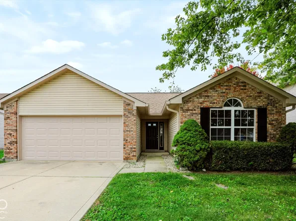 13083 N Sterling Cmns, Fishers, IN 46038
