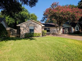 2028 Cheryl Dr, Pearland, TX 77581