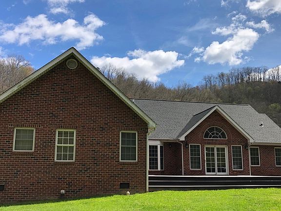 2nd image of 158 Cedar Hills Dr