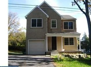 7011 Silverwood St, Philadelphia, PA 19128