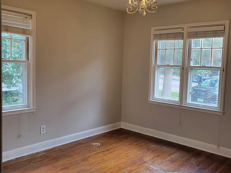 401 Central Ave — Photo 10