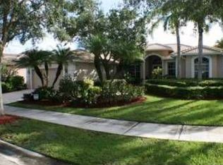 223 Landings Blvd, Weston, FL 33327