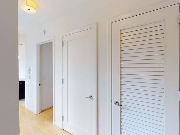 3rd image of 805 Columbus Ave APT 5F