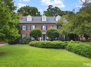 2913 Lake Boone Pl, Raleigh, NC 27608