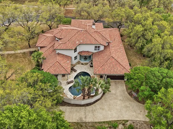 1 Belcourt Pl, San Antonio, TX 78257