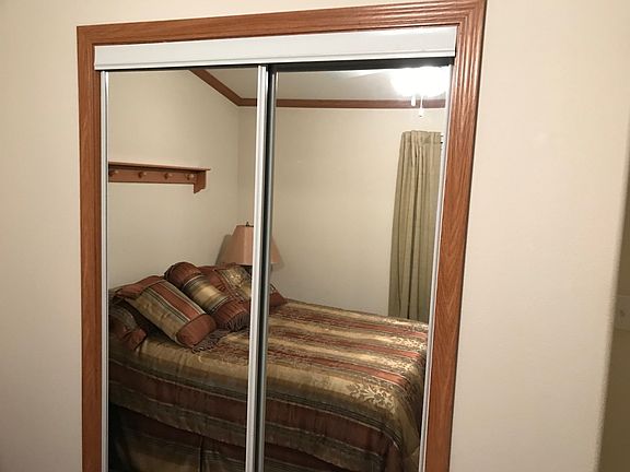Guest Bedroom closet