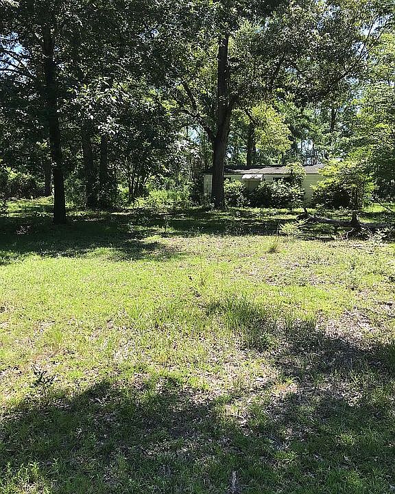 1st image of 63 Autumn Woods Way